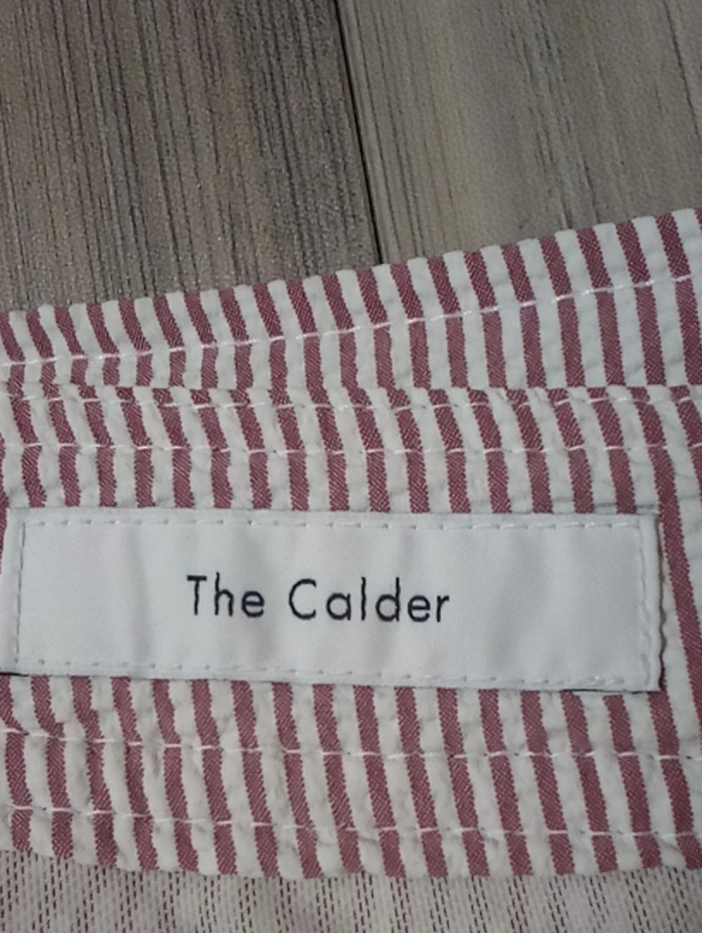 🌁 EUC: ONIA; MENS CALDER, STRIPED STRETCH SEERSUCKER SWIM SHORTS, BRICK/32